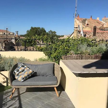 MAGNIFIQUE APPARTEMENT DE CHARME AVEC VUE SUR LE PALAIS DES PAPES À AVIGNON WiFI GRATUIT Avignon Exterior foto