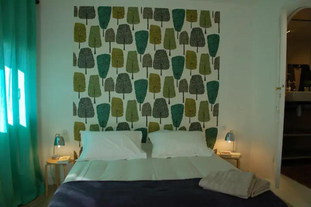 MAGNIFIQUE APPARTEMENT DE CHARME AVEC VUE SUR LE PALAIS DES PAPES À AVIGNON WiFI GRATUIT Avignon Exterior foto